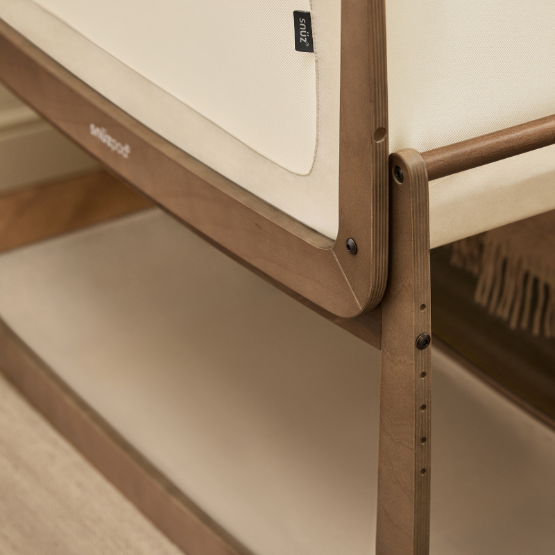 SnuzPod5 Bedside Bassinet