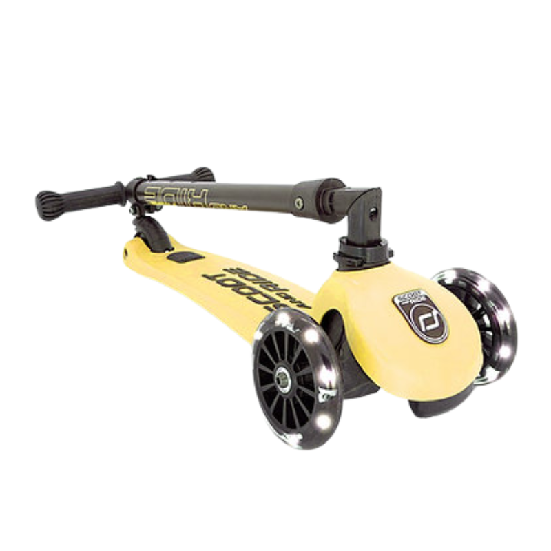 Highwaykick 3 LED Scooter