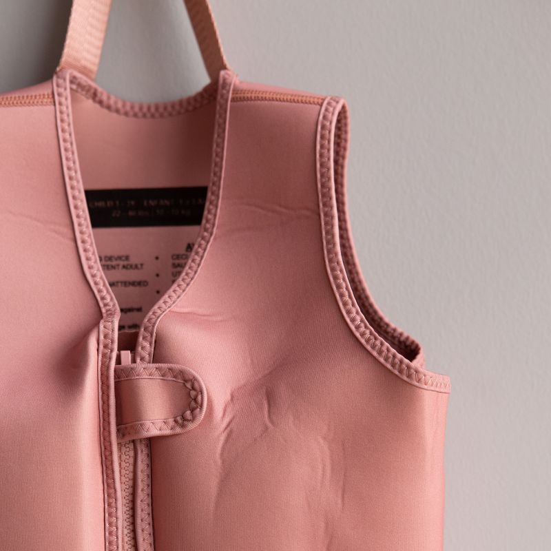 Float Vests Blush