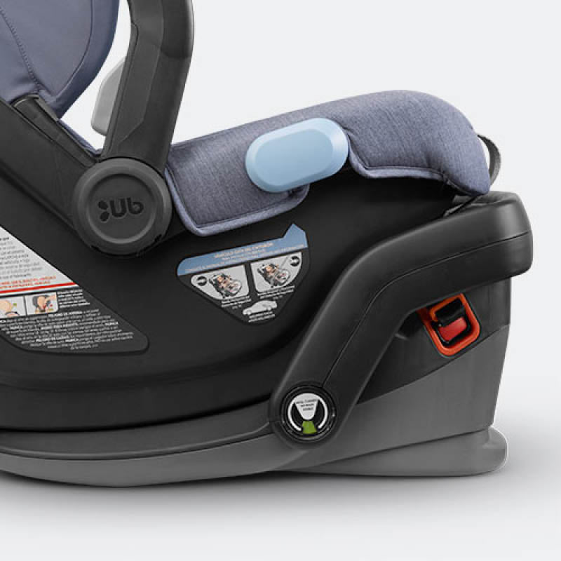 Uppababy mesa car seat and outlet base