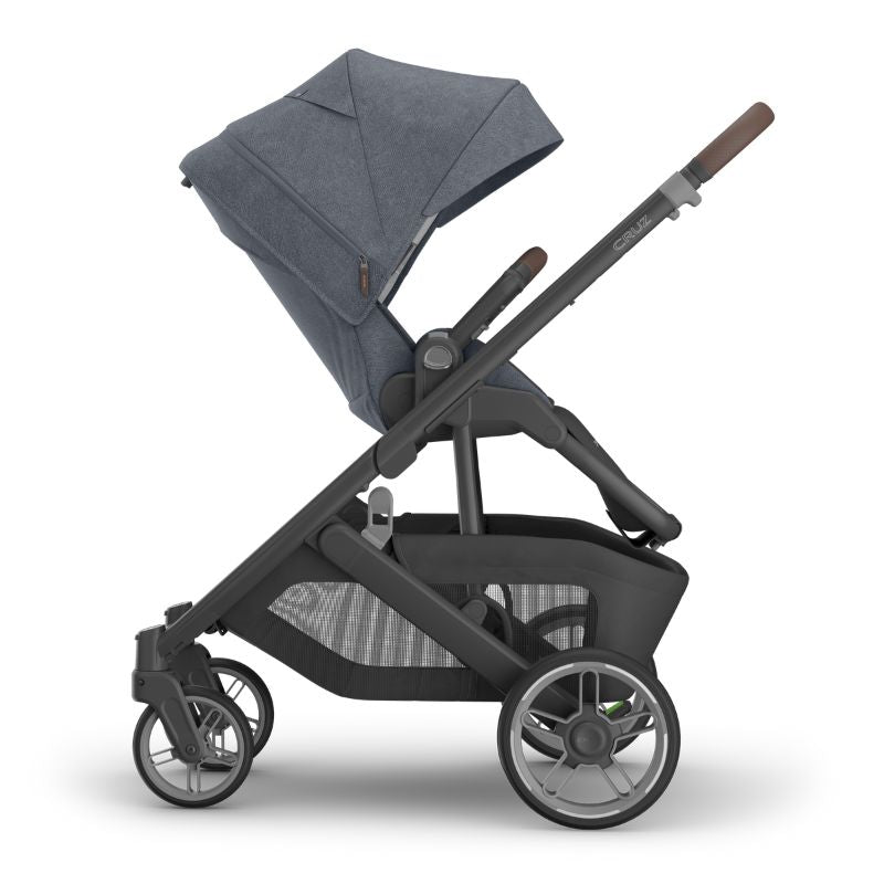 Cruz V3 Stroller