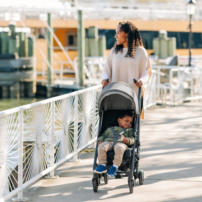 G-Luxe V2 Stroller Snuggle Bugz Canada's Baby Store